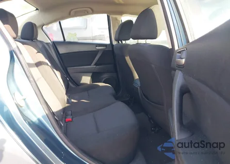 2010 Mazda Mazda3 I Touring z USA, uszkodzony, nr VIN JM1BL1SFXA1315536